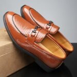 Minimalist British Style Mens Business Leather Shoes - Image 2