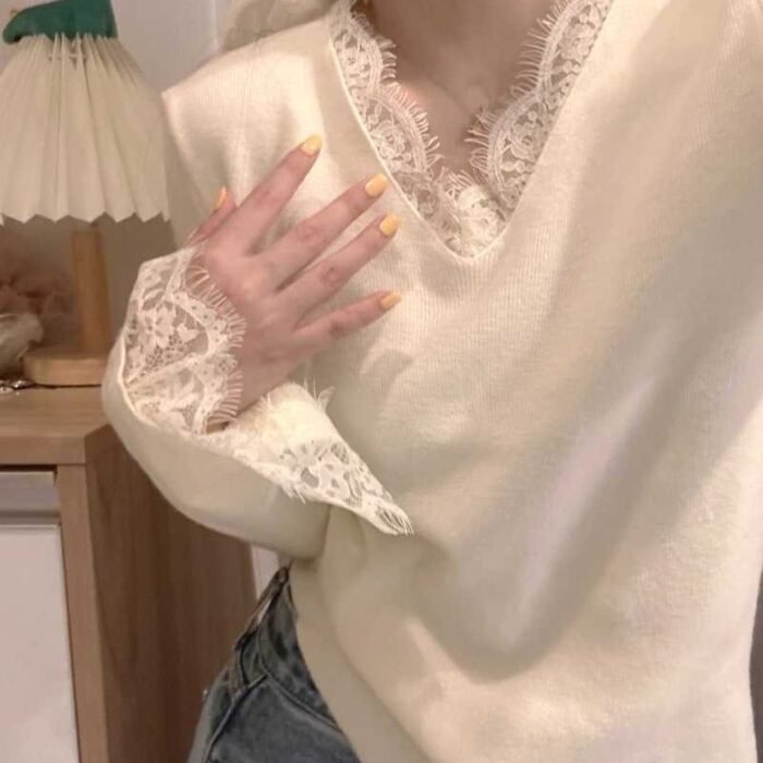 Casual Soft-style Top With A Designer Touch Featuring Lace Paneling And Reversible Wear - Image 5