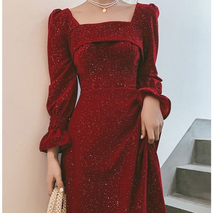Bridal Toast Attire Red Autumn Party Look - Image 3