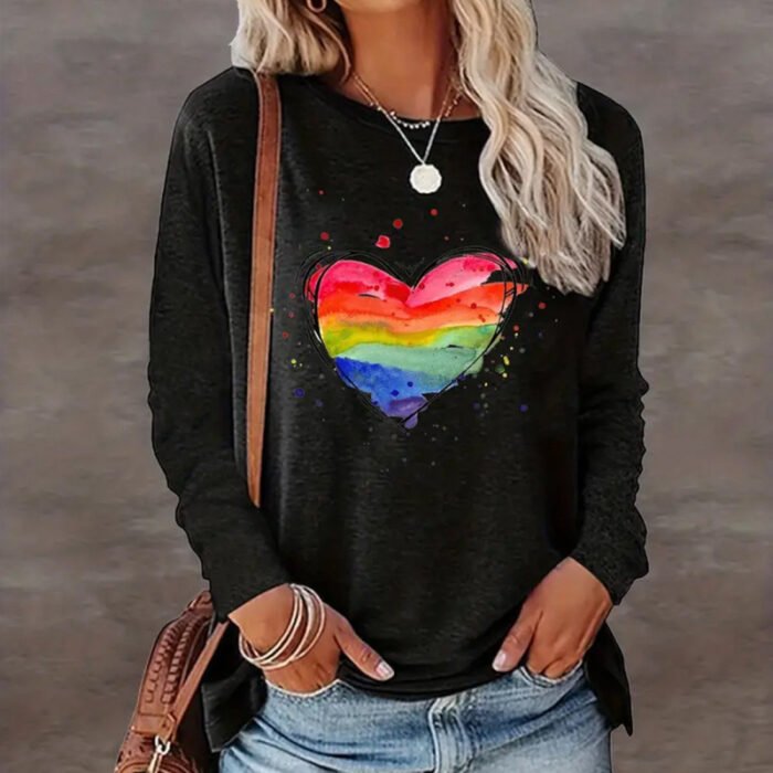 Gradient Color Long Sleeve Loose Fitting Casual Top With A Round Neck And A Heart Print - Image 5