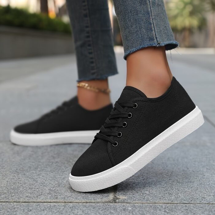 Canvas Shoes Soft Bottom Couple Plus Size Men And Women - Image 4