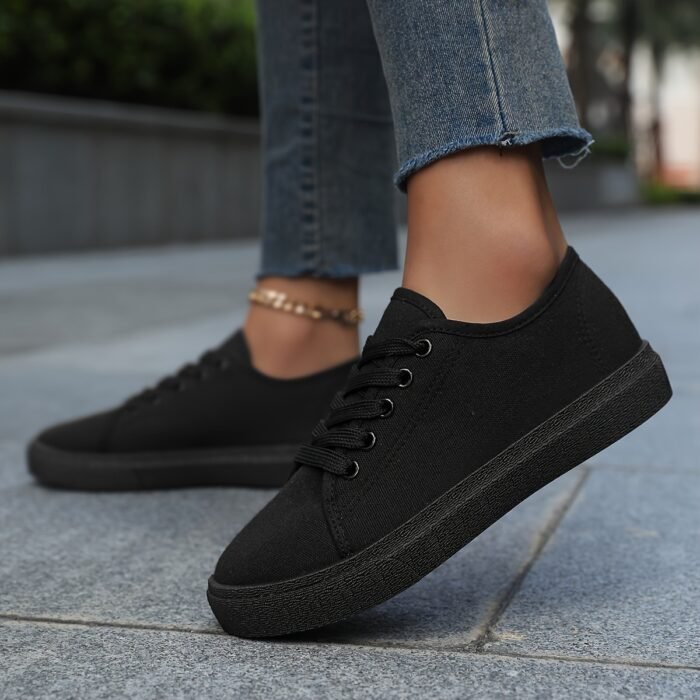 Canvas Shoes Soft Bottom Couple Plus Size Men And Women - Image 3